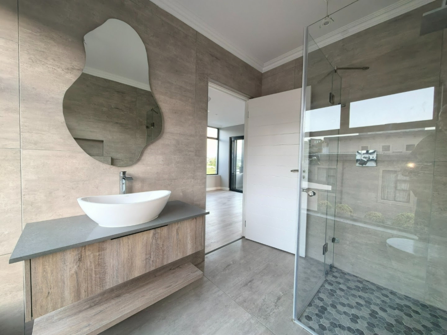 4 Bedroom Property for Sale in Welgelegen Western Cape